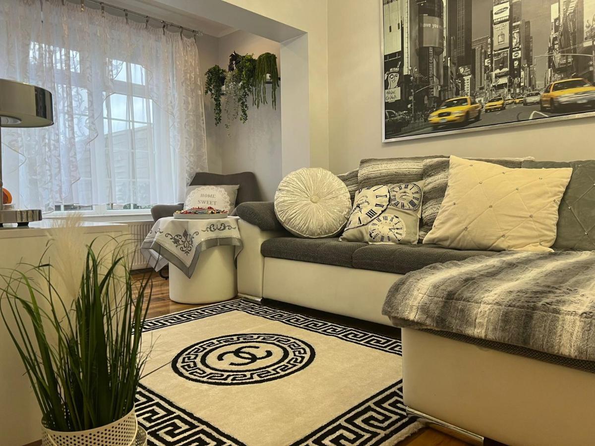 Friern Barnet Apartment Luxe Free Wifi, Free Parking, Free Netflix מראה חיצוני תמונה
