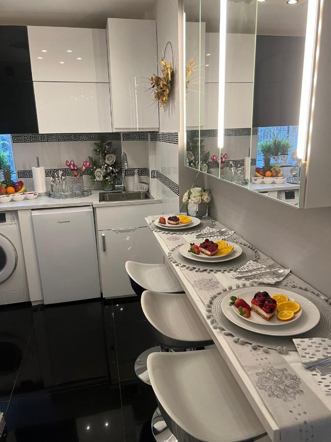 Friern Barnet Apartment Luxe Free Wifi, Free Parking, Free Netflix מראה חיצוני תמונה